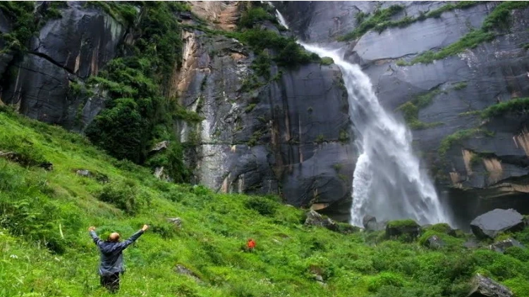 View Of Manali With High Hills