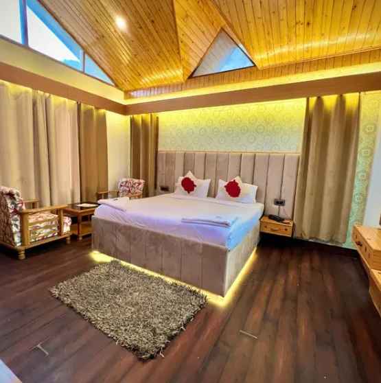 Book Luxury Room In Loop Inn Manali Hotel & d the best time visiting Kullu Manali